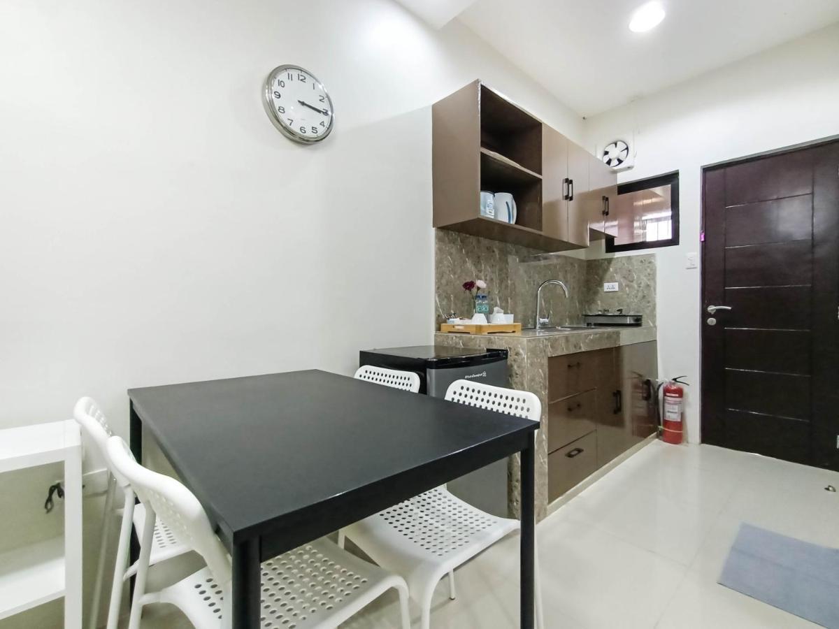 Manzil Anilao B&B Mabini  Exterior photo